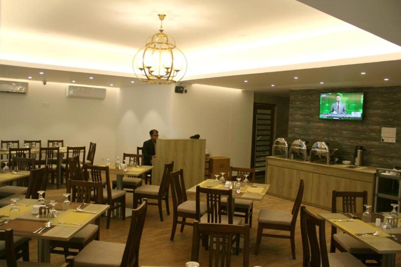 Hotel Priyo Nibash Stylish Residential Dhaka Exterior foto