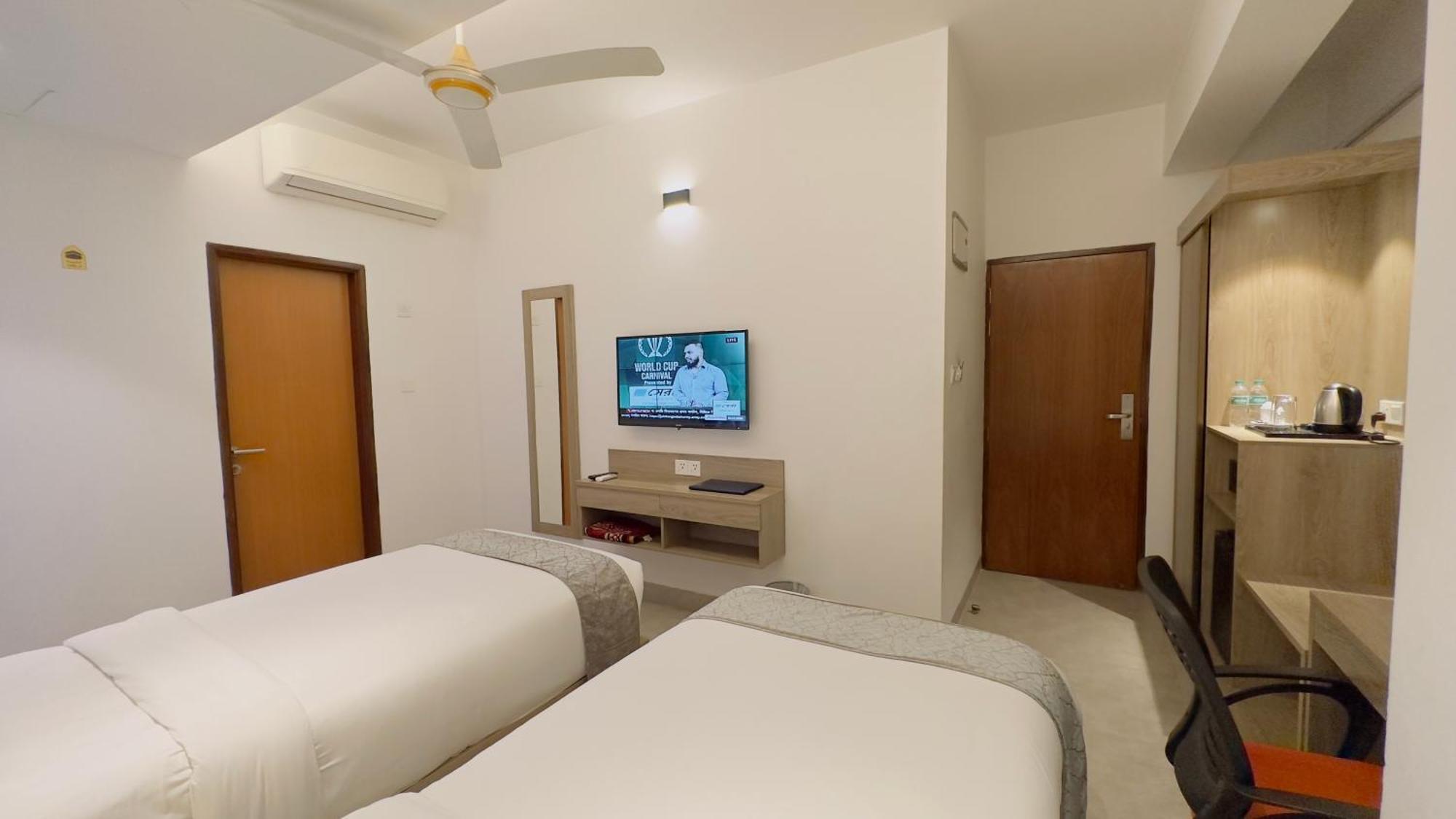 Hotel Priyo Nibash Stylish Residential Dhaka Exterior foto