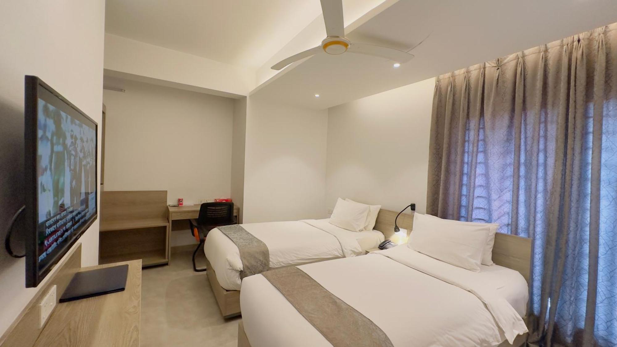 Hotel Priyo Nibash Stylish Residential Dhaka Exterior foto