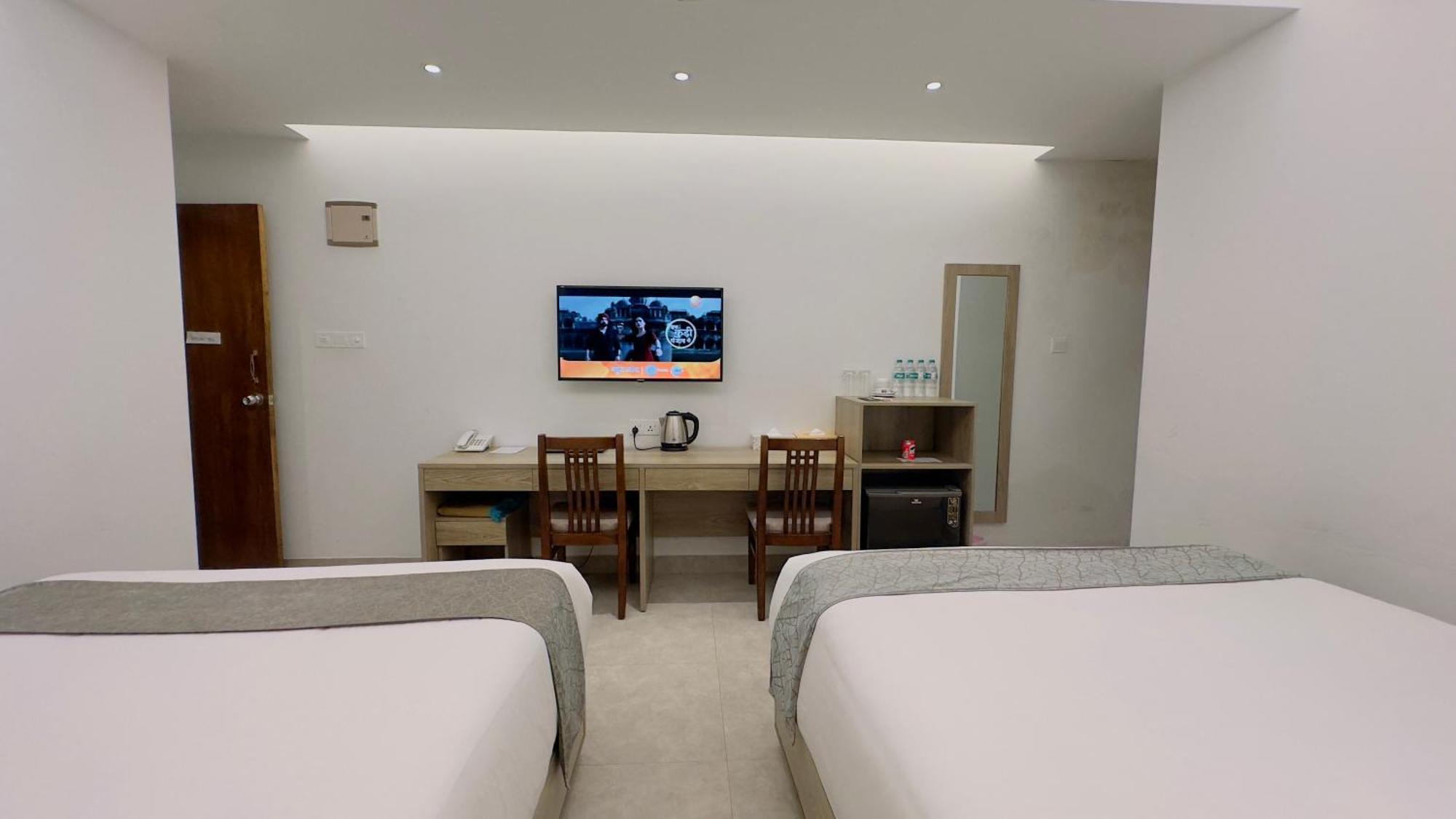 Hotel Priyo Nibash Stylish Residential Dhaka Exterior foto