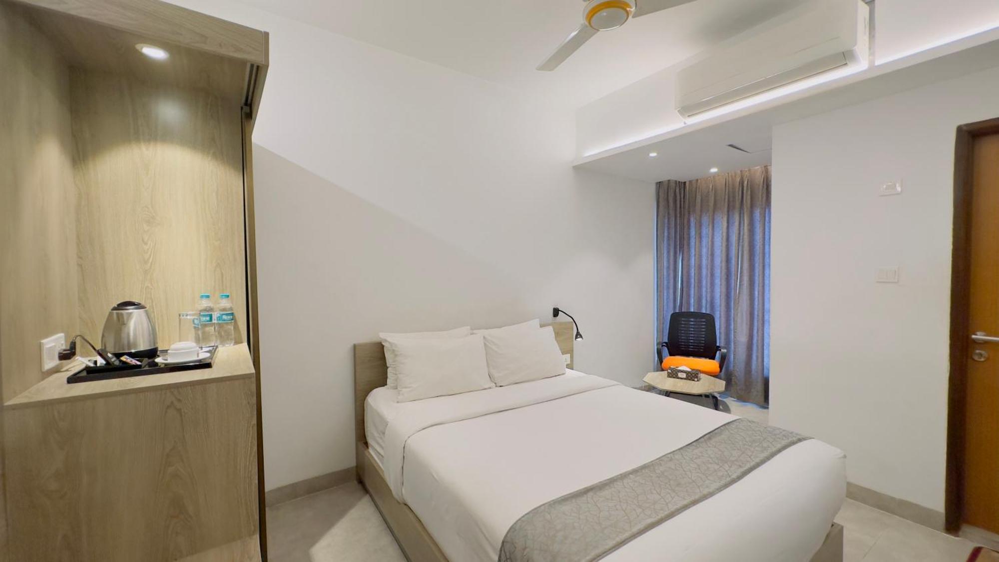 Hotel Priyo Nibash Stylish Residential Dhaka Exterior foto