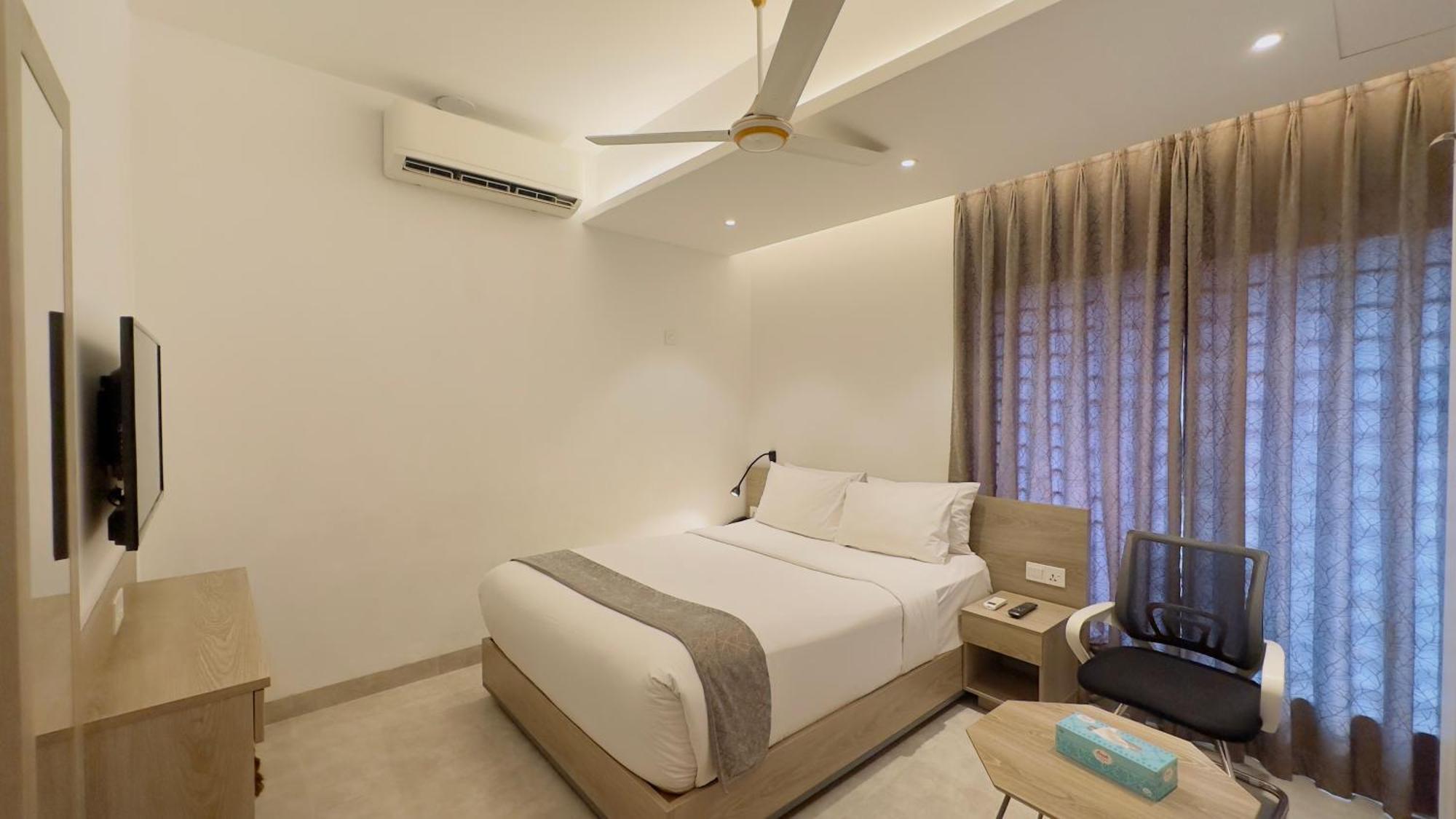 Hotel Priyo Nibash Stylish Residential Dhaka Exterior foto
